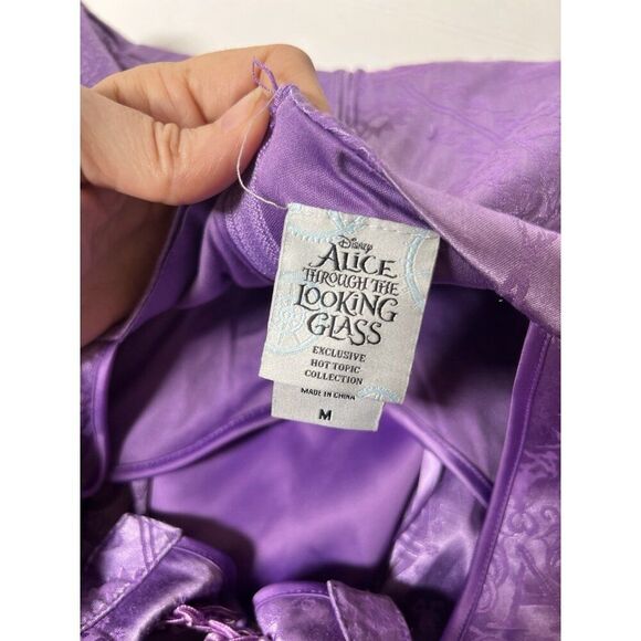 Disney Alice Through The Looking Glass Alice Adventure Dress Medium Costume.  Bb - Picture 7 of 9